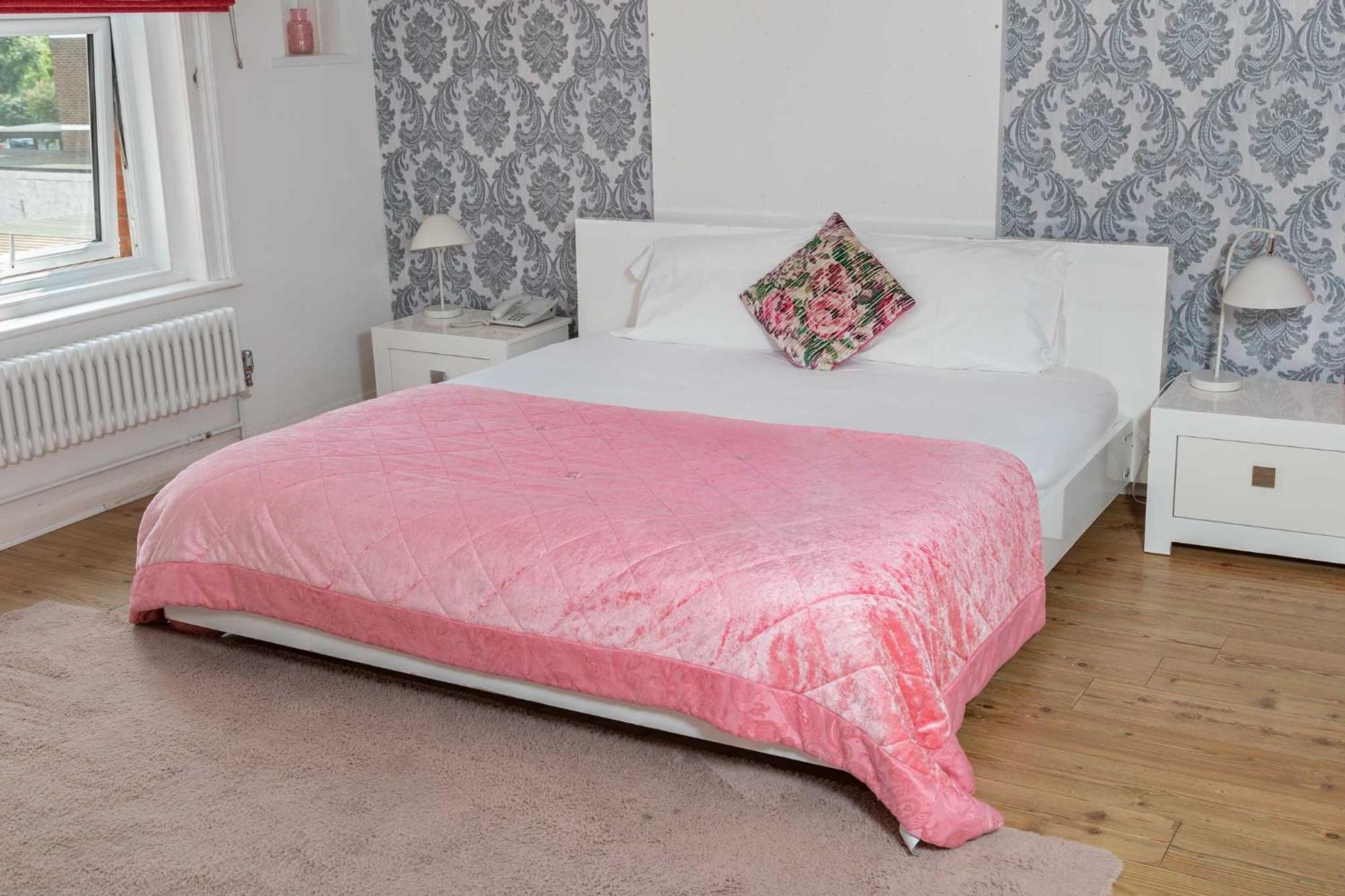 G Boutique Hotel Портсмът Екстериор снимка